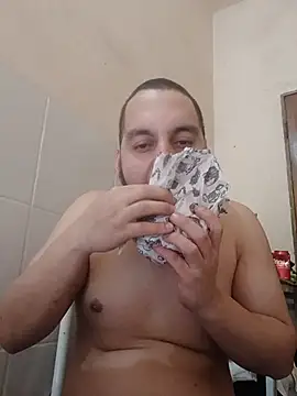 Show de matvaz21cm na webcam