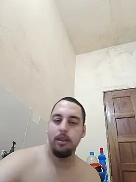 Show de matvaz21cm na webcam
