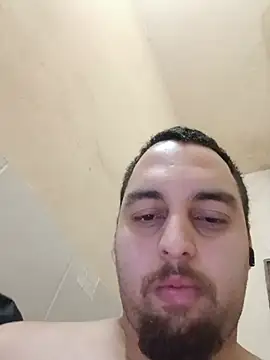 Show de matvaz21cm na webcam