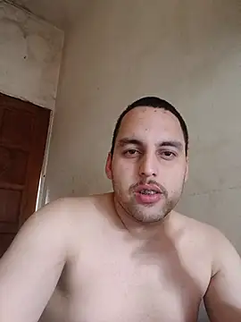 Show de matvaz21cm na webcam