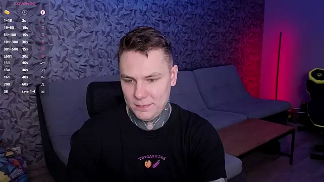 Pokazy przed kamerką – Lechery_boy