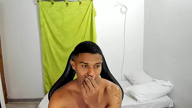 Show de corzoethan na webcam