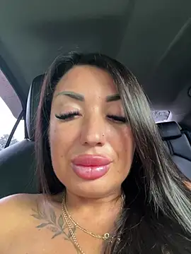 RuslanaXX 网络视讯表演