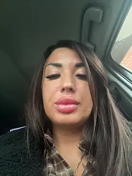 Show de RuslanaXX na webcam