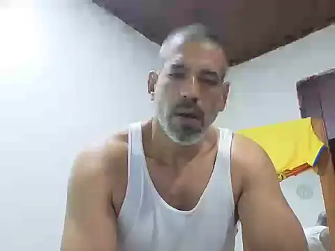 jackbigcock11 Show in webcam