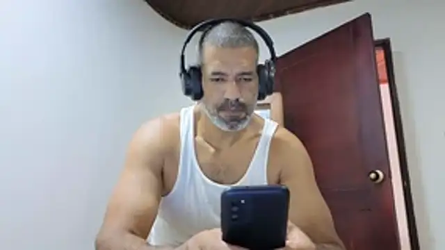 jackbigcock11's Webcam Show