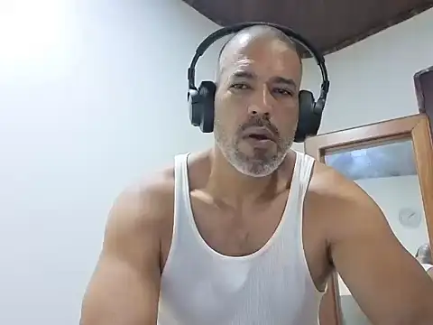 jackbigcock11: вебкам-шоу