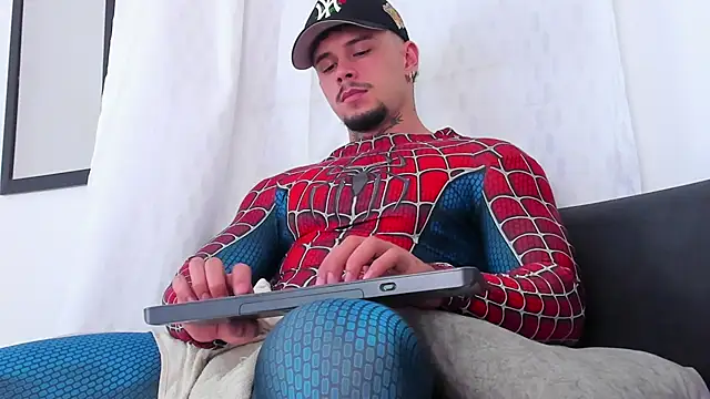 NoahhBrown Webcam-Show