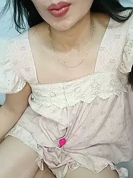 Blythe_69 网络视讯表演
