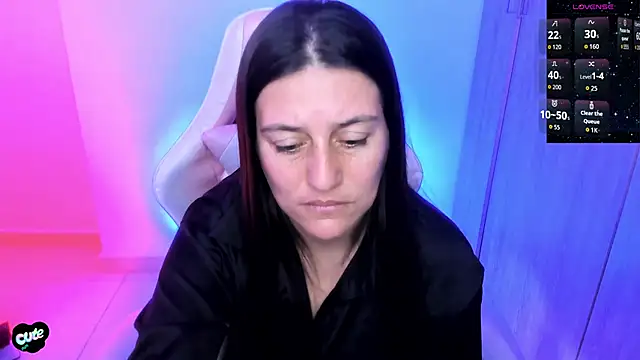 Saskyaa Chat XXX in diretta