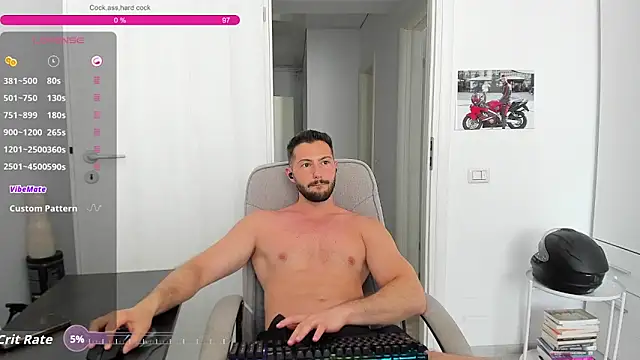 ZackFraser Show in webcam