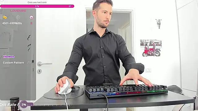 Show modela ZackFraser na web-kameri