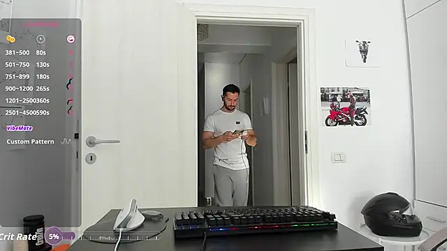 ZackFraserのウェブカメラショー