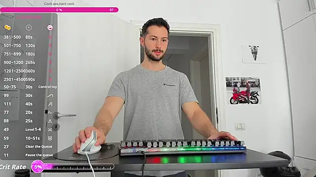 Show modela ZackFraser na web-kameri