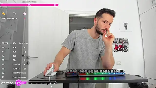 ZackFraserのウェブカメラショー