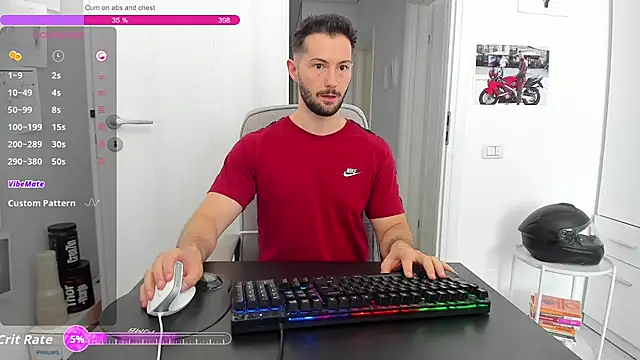 Show modela ZackFraser na web-kameri