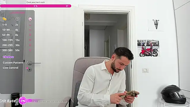 ZackFraser Show in webcam