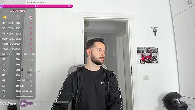 Show modela ZackFraser na web-kameri