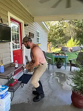 BootsAndCountry Show in webcam