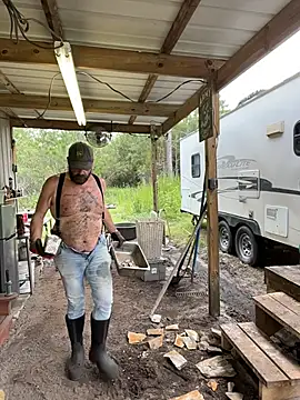 BootsAndCountry Pertunjukan Webcam