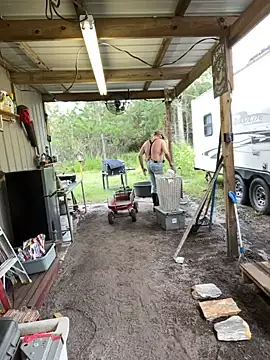 BootsAndCountryn Webbikameraesitys