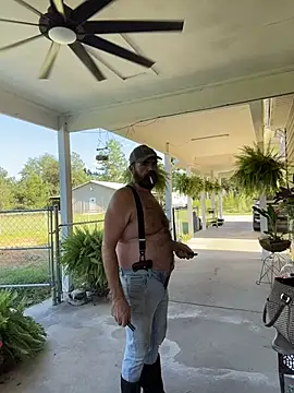 BootsAndCountry Show in webcam