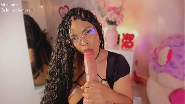 Show de Nicolemorelli2 na webcam