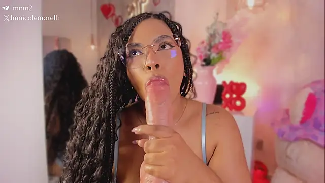 Nicolemorelli2 webkamerás műsora