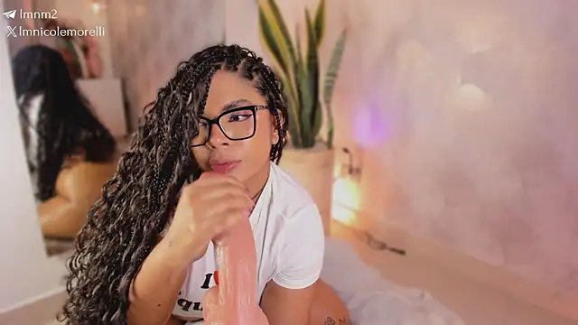 Show de Nicolemorelli2 na webcam