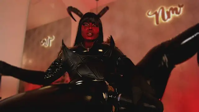 Pertunjukan Kamera Web Nicolemorelli2