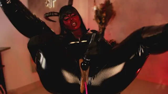 Nicolemorelli2's Webcam Show