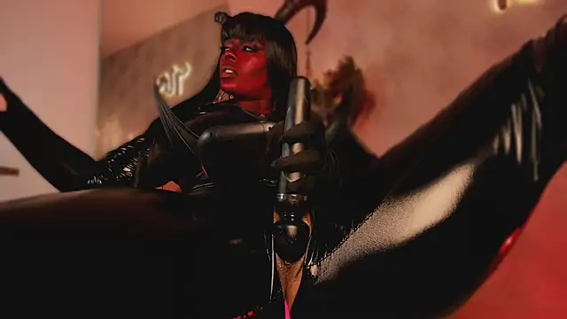 Nicolemorelli2's Webcam Show