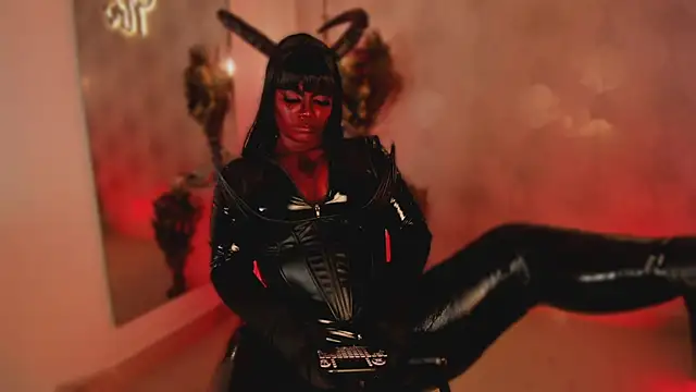 Nicolemorelli2's Webcam Show