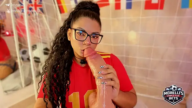 Nicolemorelli2 Adlı Modelin Web Kamerası Şovu