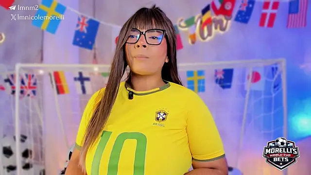 Pertunjukan Kamera Web Nicolemorelli2