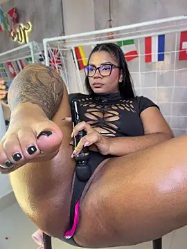 Pokazy przed kamerką – Nicolemorelli2