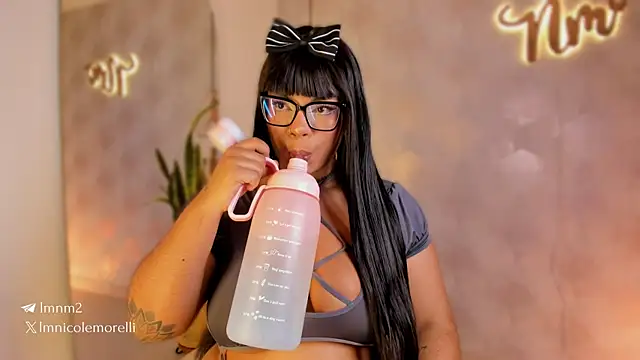 Nicolemorelli2 网络视讯表演