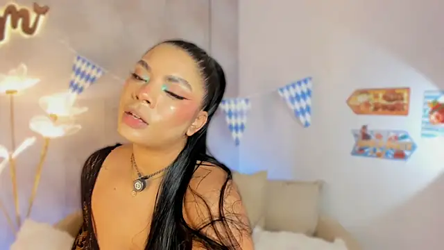 Nicolemorelli2's Webcam Show