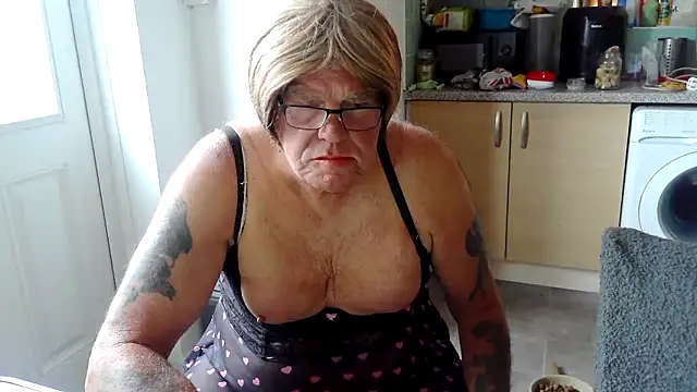 samanthasissieuk webcam show