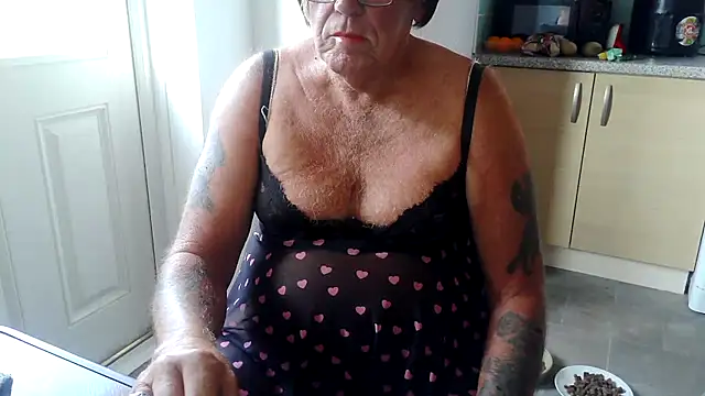 samanthasissieuk Show in webcam