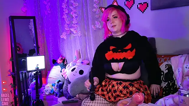 Angel-Lewd-Cake's Webcam Show