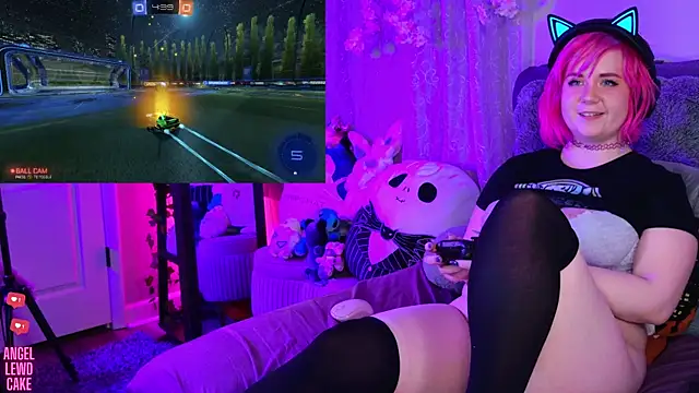 Angel-Lewd-Cake Show in webcam