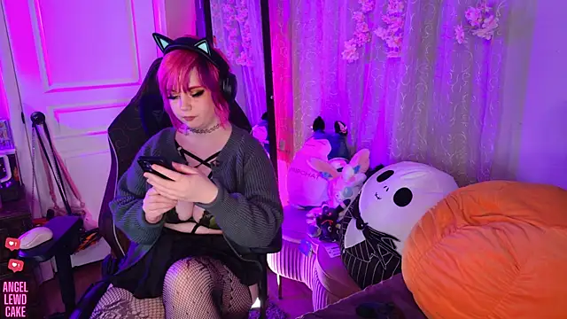 Angel-Lewd-Cake Шоу с уебкамера