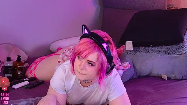 Angel-Lewd-Cake Webcam-Show