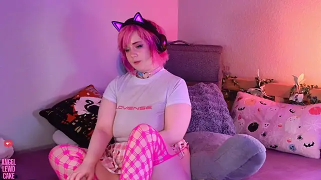 Angel-Lewd-Cake Pertunjukan Webcam