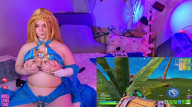 Angel-Lewd-Cake webcam show