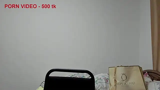 Charlotte_wow Adlı Modelin Canlı Sohbet Odası