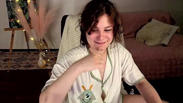 Charlotte_wow XXX чат на живо