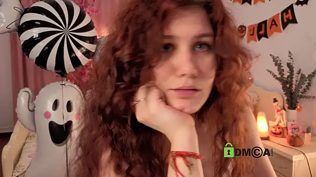 Charlotte_wow's Webcam Show