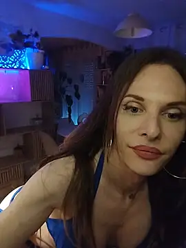 Luna_Kitanna – webcam-show